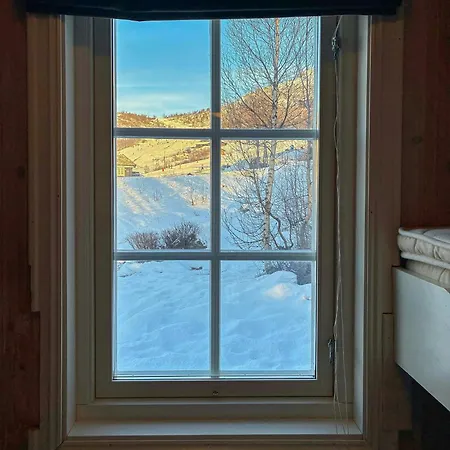 Modernized Near Slopes With Deck Views בית נופש *